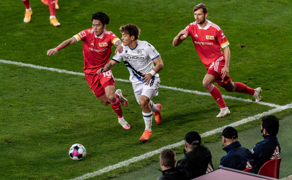 米兰真人-包含BRO完胜GEN,Hanssama绝境逆转的词条