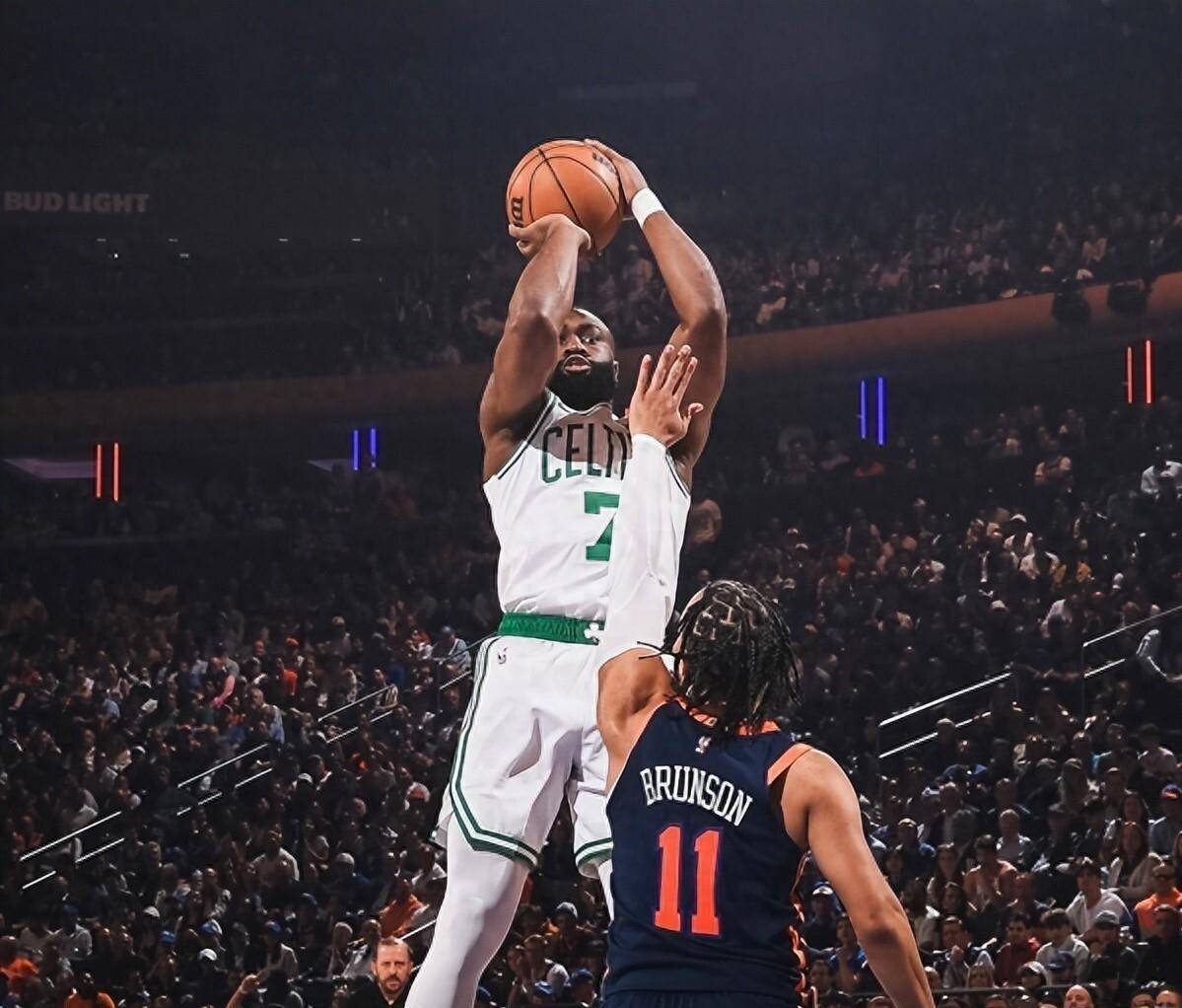 关于意大利男篮横扫火箭,塔图姆送出助攻的信息 关于意大利男篮横扫火箭,塔图姆送出助攻的信息