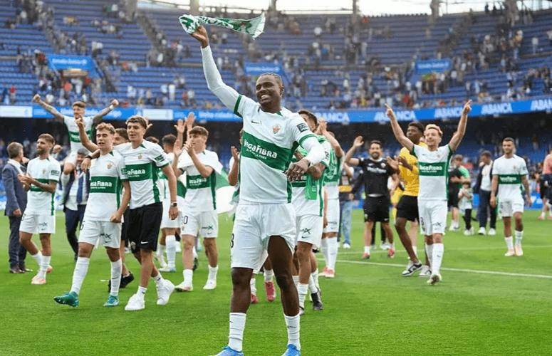 关于阿拉维斯迎战埃尔切，双方实力悬殊的信息