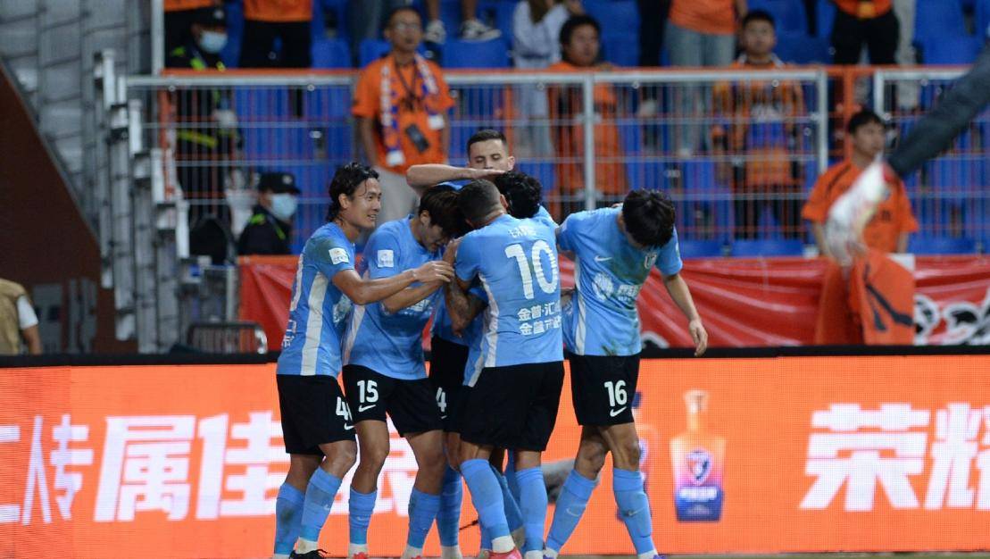 ac米兰-大连一方主场大胜，击溃对手保持不败的简单介绍